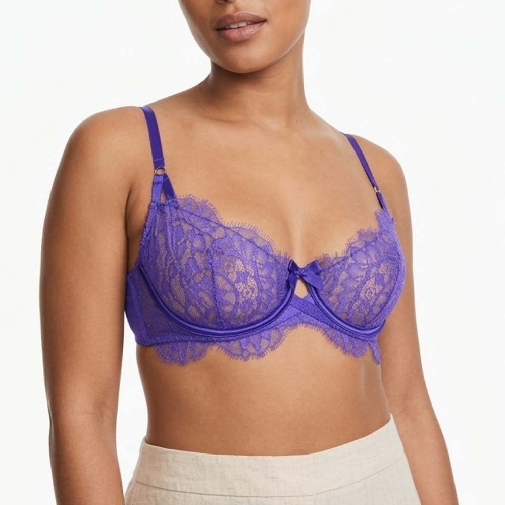 NWOT Victoria's Secret Very Sexy Unlined Eyelash Lace Demi Bra